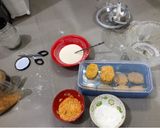 Foto langkah ke 1 dari resep Japanese Curry with Chicken Katsu.