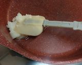 A picture of step 1 of Bread Halwa.