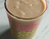 A picture of step 3 of Chickoo shake.