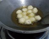 Foto langkah ke 3 dari resep Sate Bola-bola Ubi.