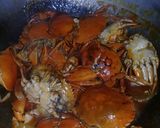 Foto langkah ke 6 dari resep Kepting Asam Manis Pedas🦀.