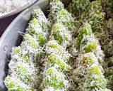 Foto langkah ke 7 dari resep Kue lupis ketan pandan.