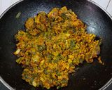 A picture of step 2 of Spring Onion Besan Sabji.
