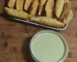 Foto del paso 8 de la receta: Empanada Venezolana de Pollo desmechado 🐔 y Salsa de Ajo 🧄🌿