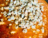 Foto del paso 5 de la receta: ARROZ CON FRUTOS DE MAR (MEJILLONES-LANGOSTINOS Y BERBERECHOS) 😋🤩🦐🐙🦑🦀🦞