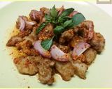 รูปขั้นตอนการทำที่ 7 ของ 🐟ปลาแพนกาเซียสทอดลาบแซ่บ🌶️