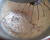 Foto del passaggio 5 della ricetta Muffin con farina integrale yogurt e ciliegie