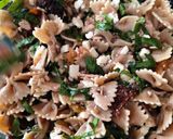 Foto del paso 7 de la receta: Ensalada con pasta farfalle integral, tomates secos, queso feta y más 😉💓