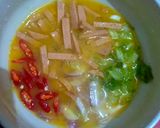 Foto langkah ke 2 dari resep Telur dadar sosis.