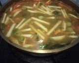 Foto langkah ke 6 dari resep Soto Udang Bengkuang.