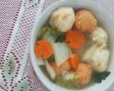 Foto langkah ke 5 dari resep Bakso Seafood sawi putih.