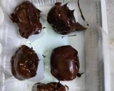 A picture of step 4 of Ferrero rocher dates.