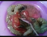 Foto langkah ke 1 dari resep Udang Saus Lada Hitam.