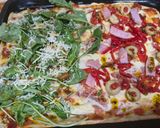 Foto del paso 4 de la receta: Pizza batida express (sin levadura)🍕🍕🍕🍕