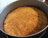 Une image de l'étape 5 de Gâteau de fromage blanc à l ugli et mandarine sur fond biscuité.