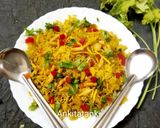 A picture of step 5 of Indore poha.
