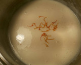 Foto del paso 1 de la receta: Macarrones con bechamel de azafrán y queso Idiazabal
