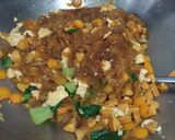 Foto langkah ke 6 dari resep Kwetiaw Goreng.