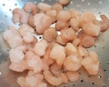 Foto del paso 4 de la receta: Arroz chaufa de camarones a la Yooko