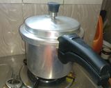 मसाला चणे (masala chane recipe in marathi) रेसिपी स्टेप 2 फोटो 