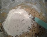 Foto del paso 7 de la receta: Muffins integrales con azúcar mascabo, chips de chocolate y semillas