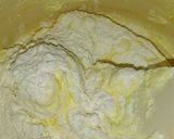 Foto langkah ke 5 dari resep Dutch Butter Cake [Lekker Holland].