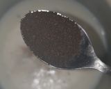 A picture of step 2 of Masala doodh pati.