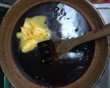 Foto langkah ke 3 dari resep Pukis Karamel Coklat.