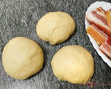 Foto del paso 3 de la receta: Coca salada de panceta adobada