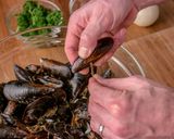 Fehérboros feketekagyló recept fázis 1 fotója