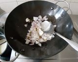 A picture of step 3 of Drumstick, rawmango pulusu.