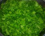 A picture of step 2 of Palak saag.