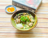 Hình bước làm 7 của món Nui Nấu Mọc Nấm Lộc Nhung