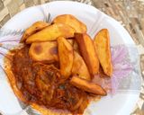 A picture of step 4 of Fried sweet potato with cabbage-onion sauce.