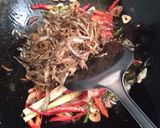 Foto langkah ke 2 dari resep Tumis daun singkong +teri.
