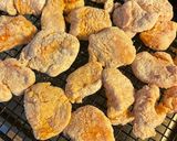 A picture of step 2 of Chicharrones De Pollo.