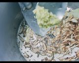 A picture of step 5 of Matar pulao.