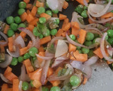 A picture of step 7 of Rava upma.