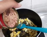 Foto langkah ke 2 dari resep Tumis Tuna Orak Arik.