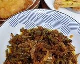 Foto langkah ke 4 dari resep Tumis pare.