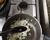 Foto del paso 1 de la receta: Arroz con azafrán