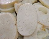 Foto langkah ke 2 dari resep Putih Telur Saus Pedas Manis.