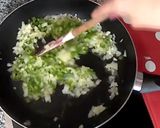 Foto del paso 1 de la receta Merluza en salsa de tomate