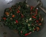Foto langkah ke 7 dari resep Tumis Daun Singkong.