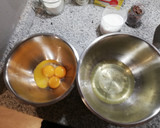 Foto del paso 1 de la receta: Bizcocho de leche con pepitas de chocolate