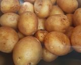 A picture of step 1 of Aloo ki Sabji / Aloo'r Torkari.