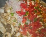 Foto del paso 4 de la receta Arroz cremoso de calamares, katsuobushi, y langostinos