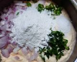 A picture of step 3 of Yellow split vatana karavadai.