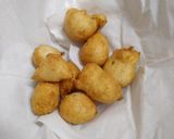 A picture of step 4 of Punugulu with red chatnee(evening snacks).
