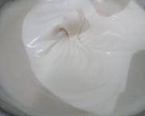 Foto langkah ke 5 dari resep Cup Cake Tape Putih Telur.